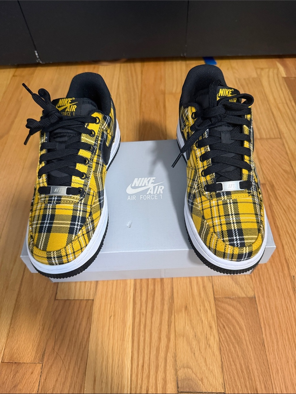 Clueless x Nike Air Force 1 - Picture 4 of 5